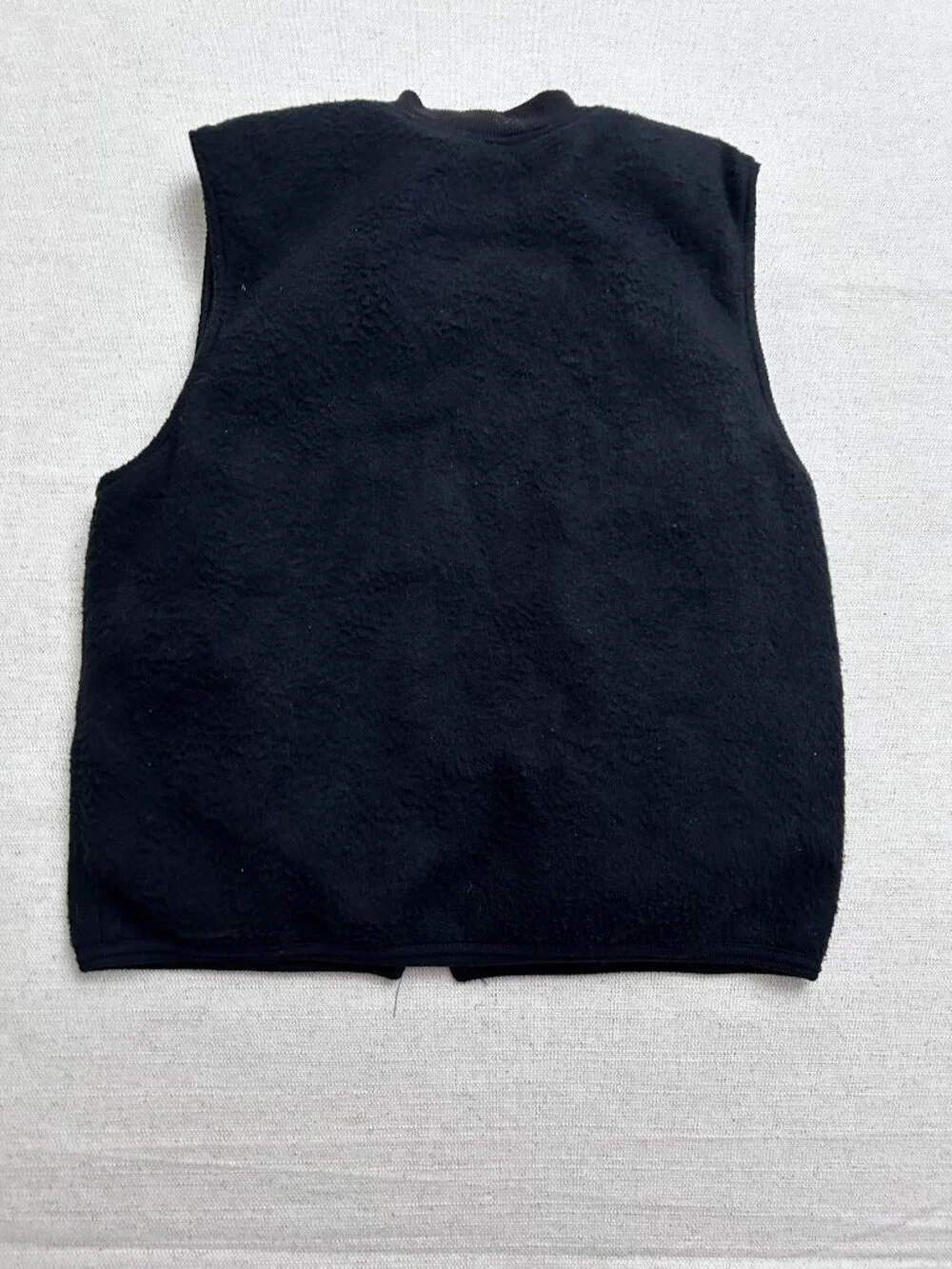 Hard Rock Cafe Taipei Fleece Vest Men's M Black Full Zip Embroidered Logo